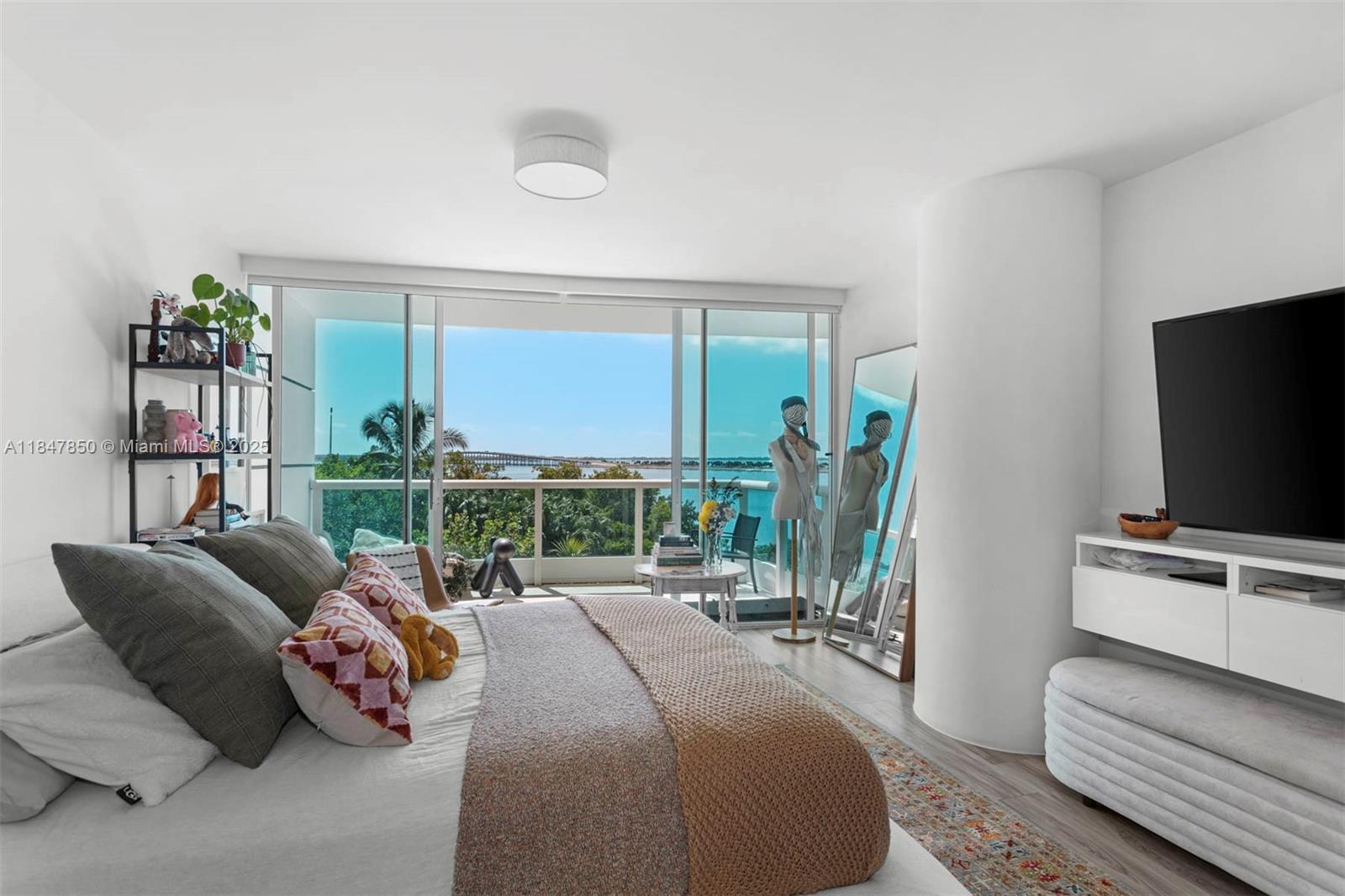 2127 Brickell Ave #503, Miami FL 33129