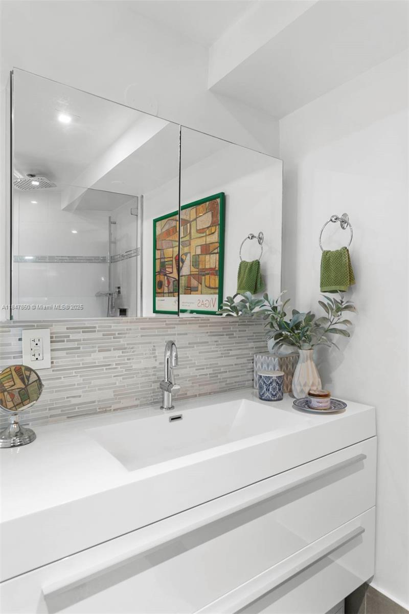 2127 Brickell Ave #503, Miami FL 33129