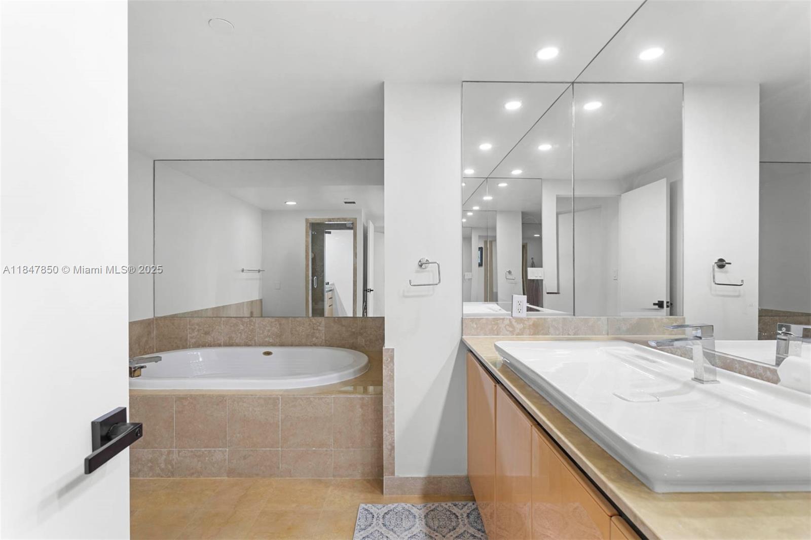 2127 Brickell Ave #503, Miami FL 33129