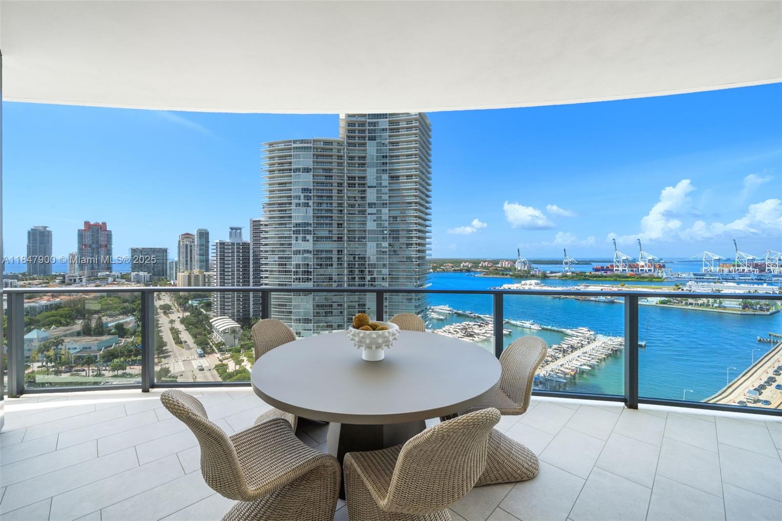 Miami Beach FL 33139 - A11847900
