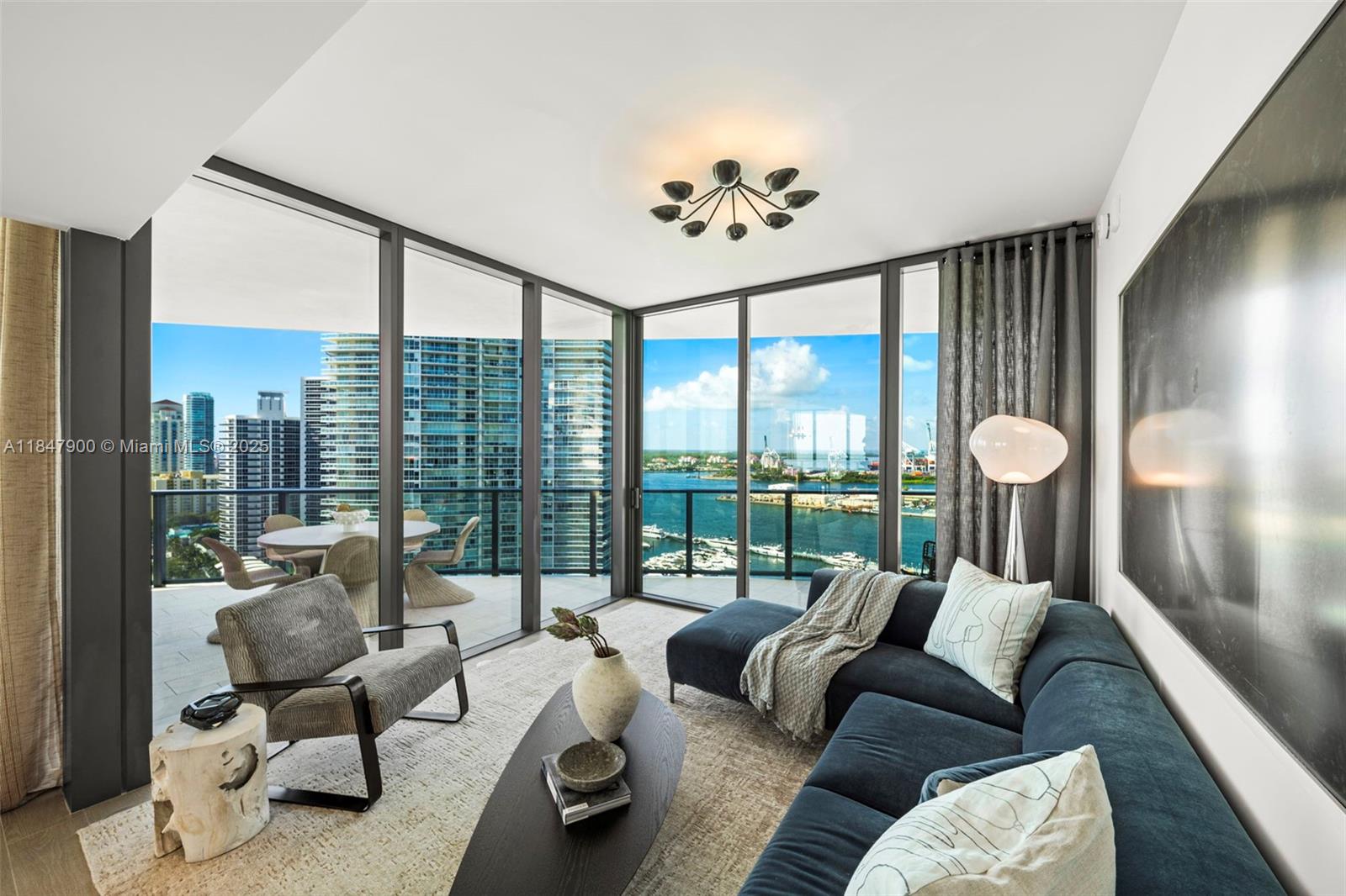 Miami Beach FL 33139 - A11847900