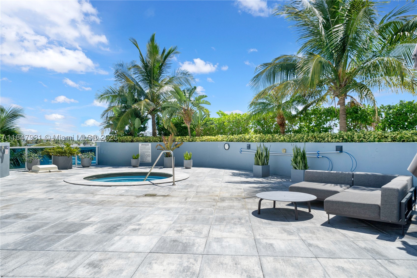 1881 79th St Cswy #404, North Bay Village FL 33141