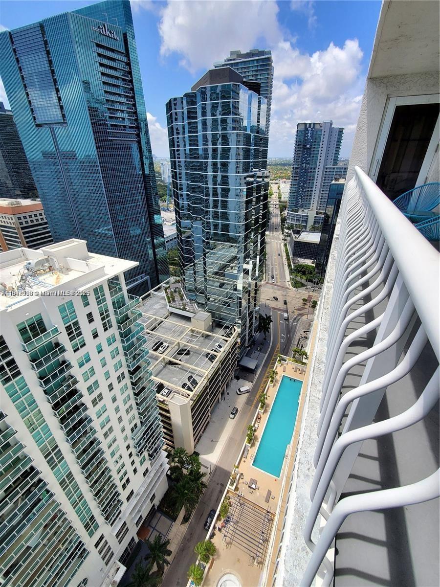 1200 Brickell Bay Dr #3309, Miami FL 33131
