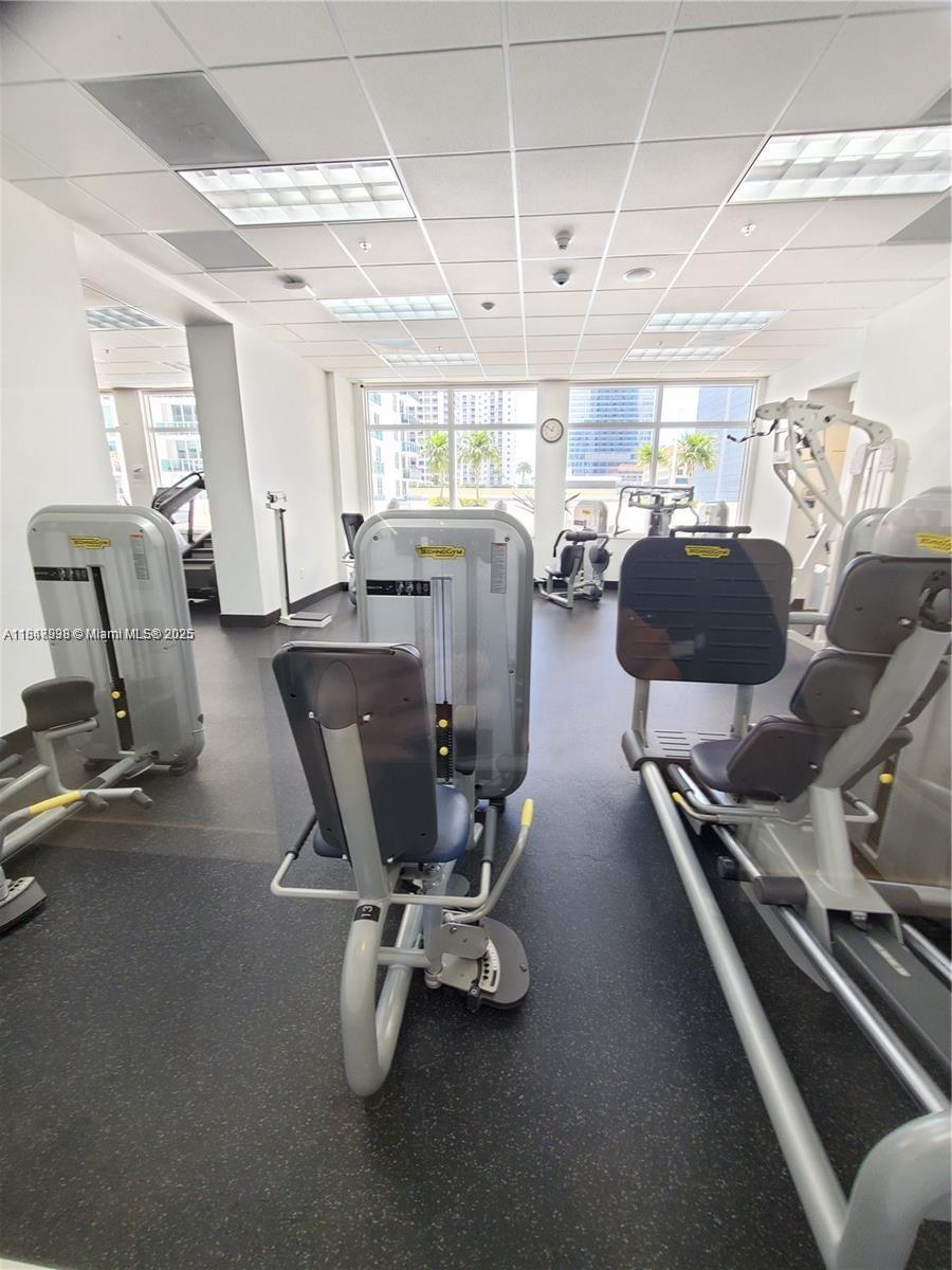 1200 Brickell Bay Dr #3309, Miami FL 33131