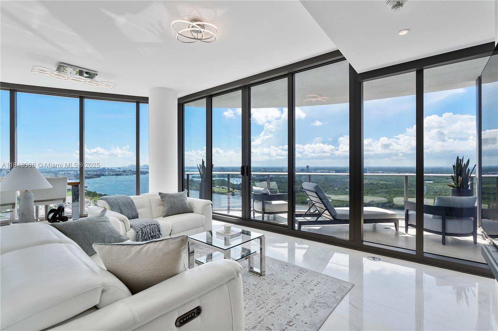 15701 Collins Ave #3605, Sunny Isles Beach FL 33160