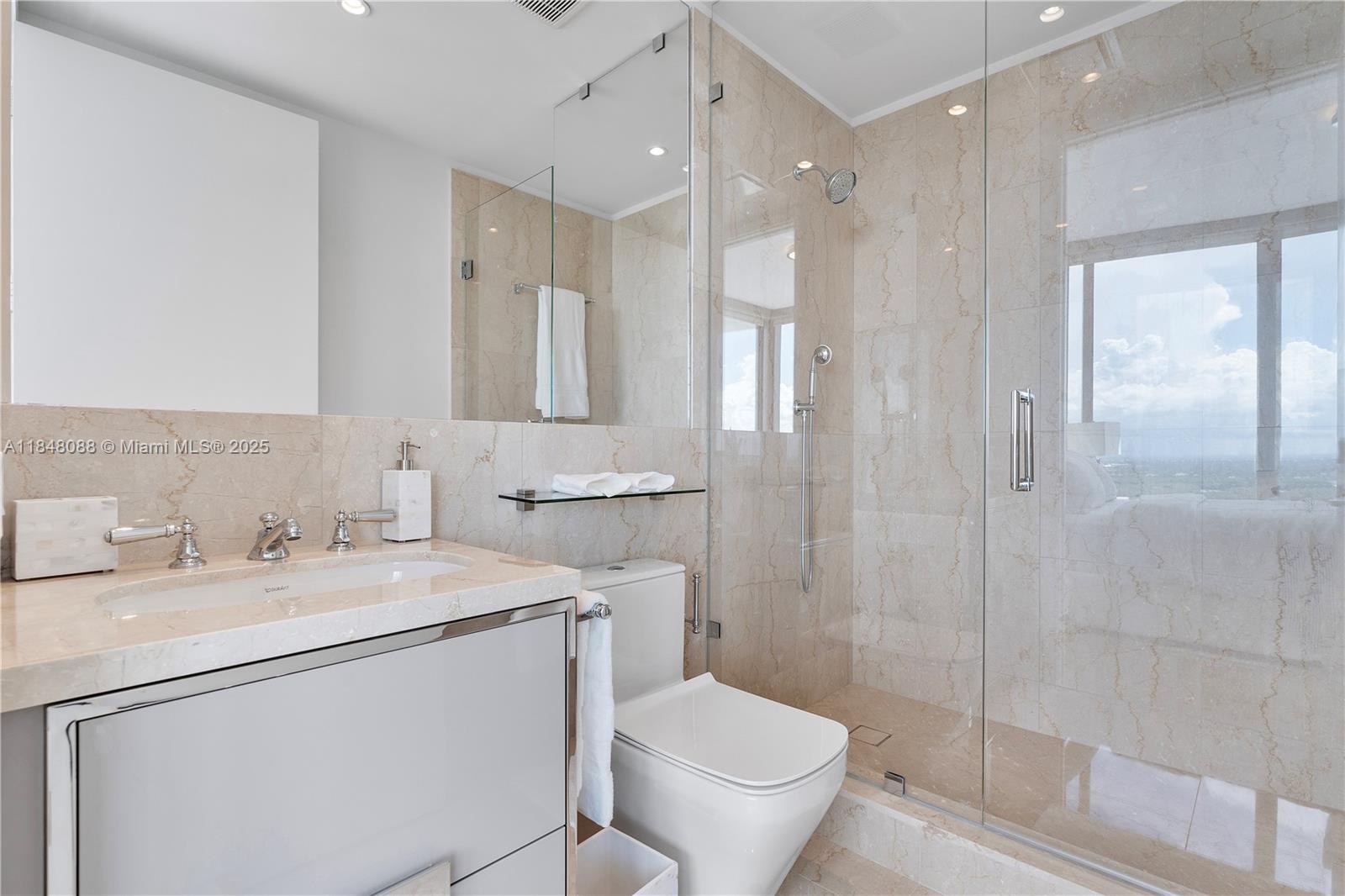 15701 Collins Ave #3605, Sunny Isles Beach FL 33160