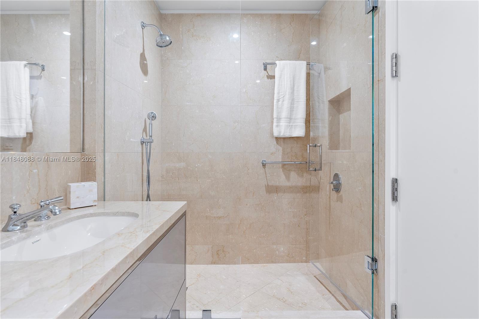 15701 Collins Ave #3605, Sunny Isles Beach FL 33160