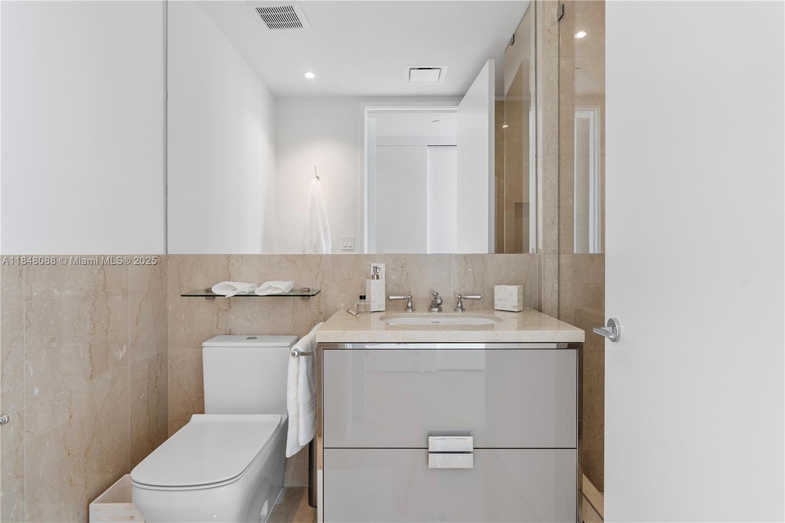 15701 Collins Ave #3605, Sunny Isles Beach FL 33160