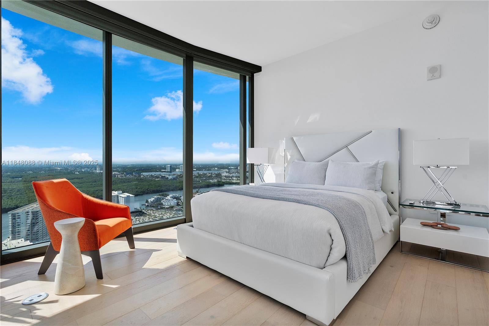 15701 Collins Ave #3605, Sunny Isles Beach FL 33160