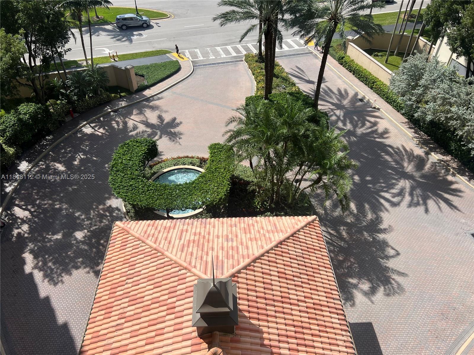 19501 W COUNTRY CLUB DR #712, Aventura FL 33180