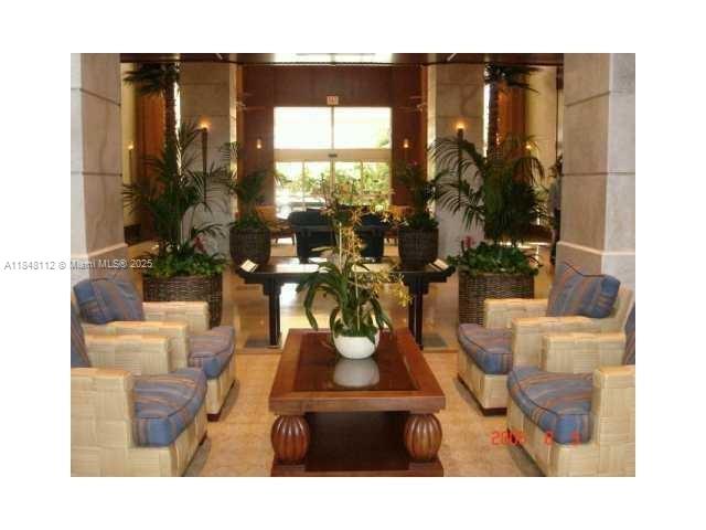 19501 W COUNTRY CLUB DR #712, Aventura FL 33180