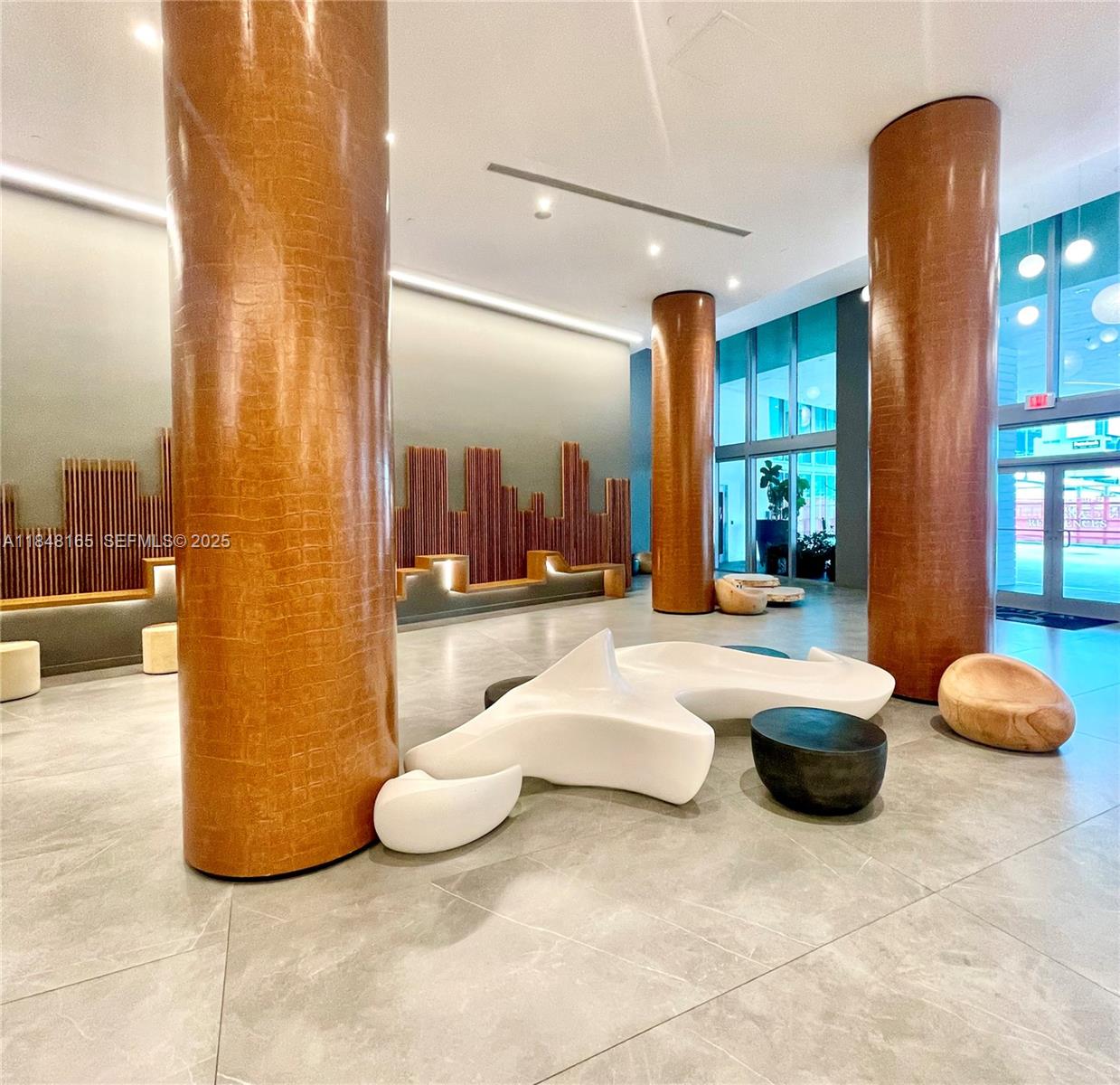 350 S Miami Ave #3405, Miami FL 33130