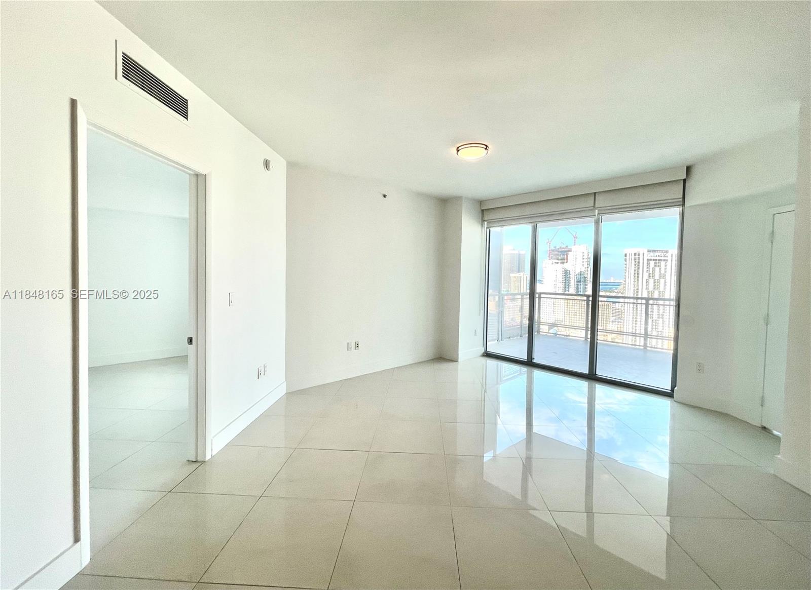 350 S Miami Ave #3405, Miami FL 33130