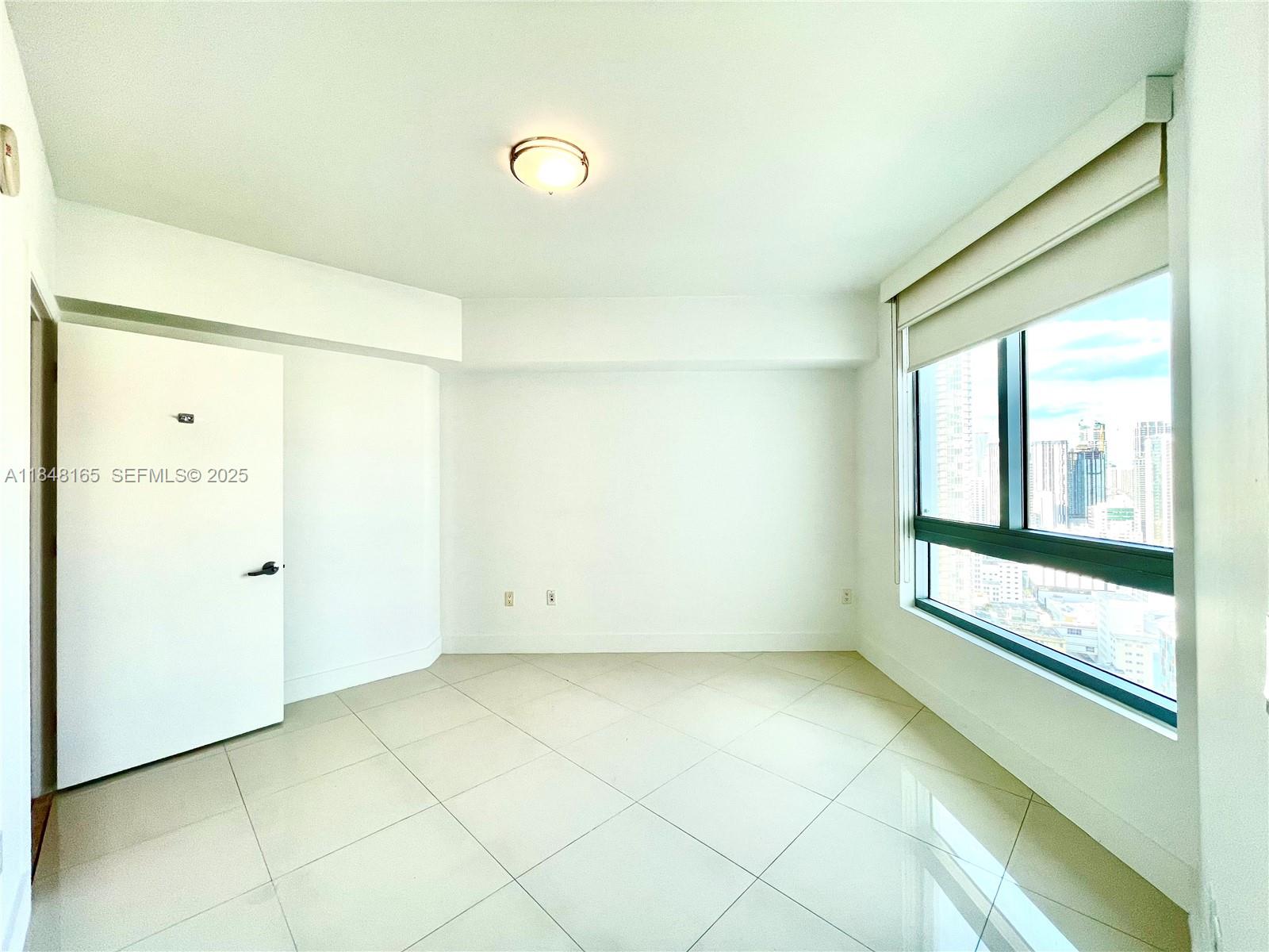 350 S Miami Ave #3405, Miami FL 33130