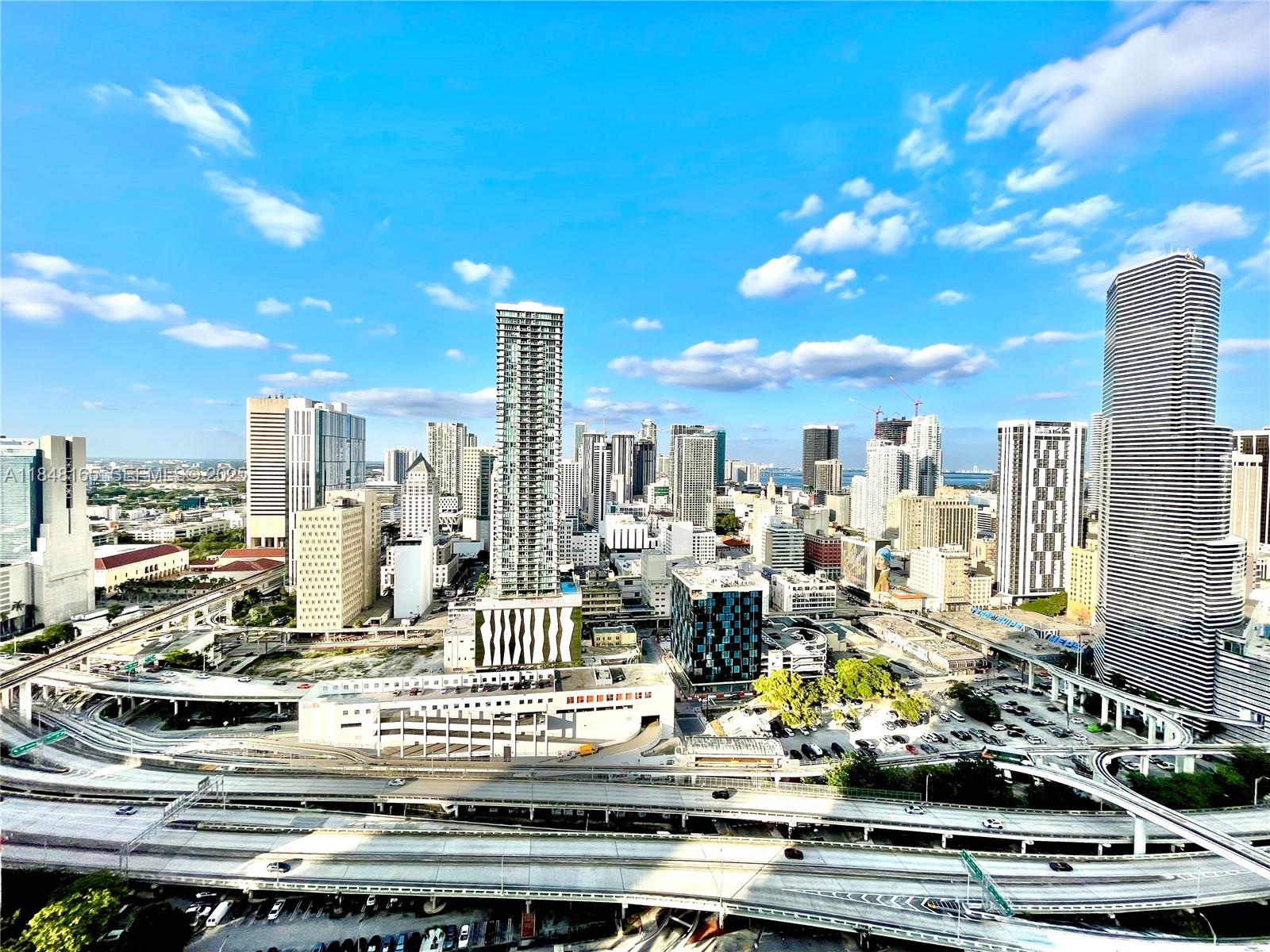 350 S Miami Ave #3405, Miami FL 33130