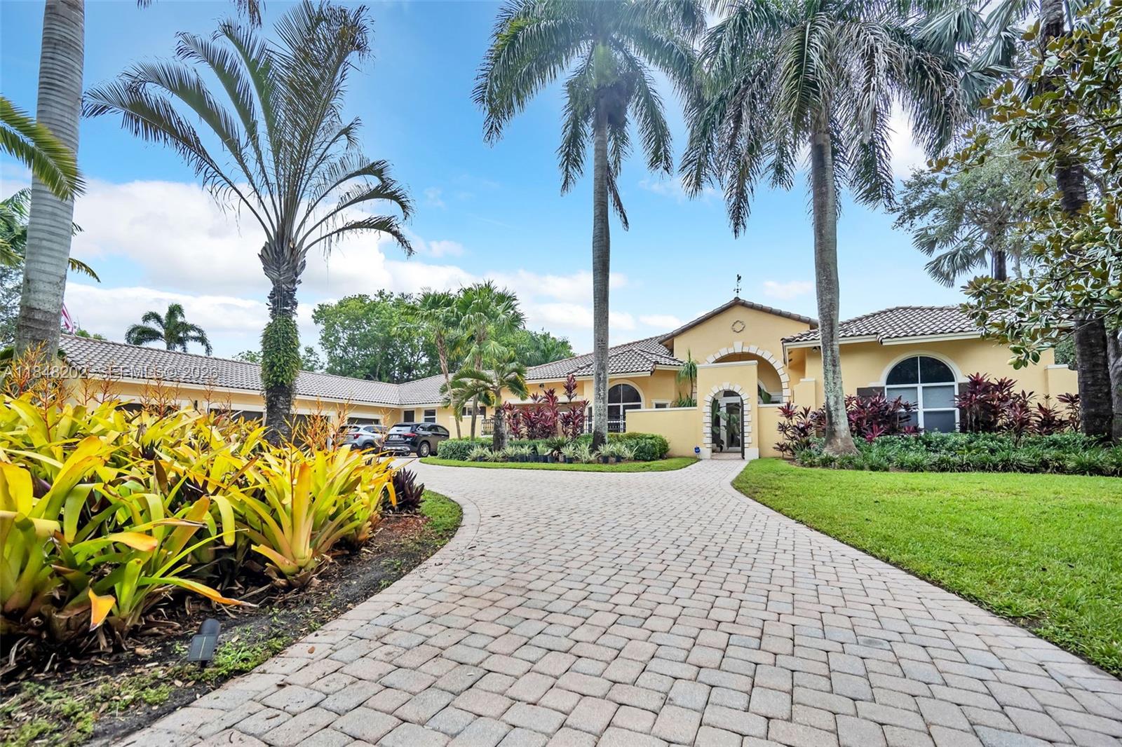 14211 Sunset Ln, Southwest Ranches FL 33330