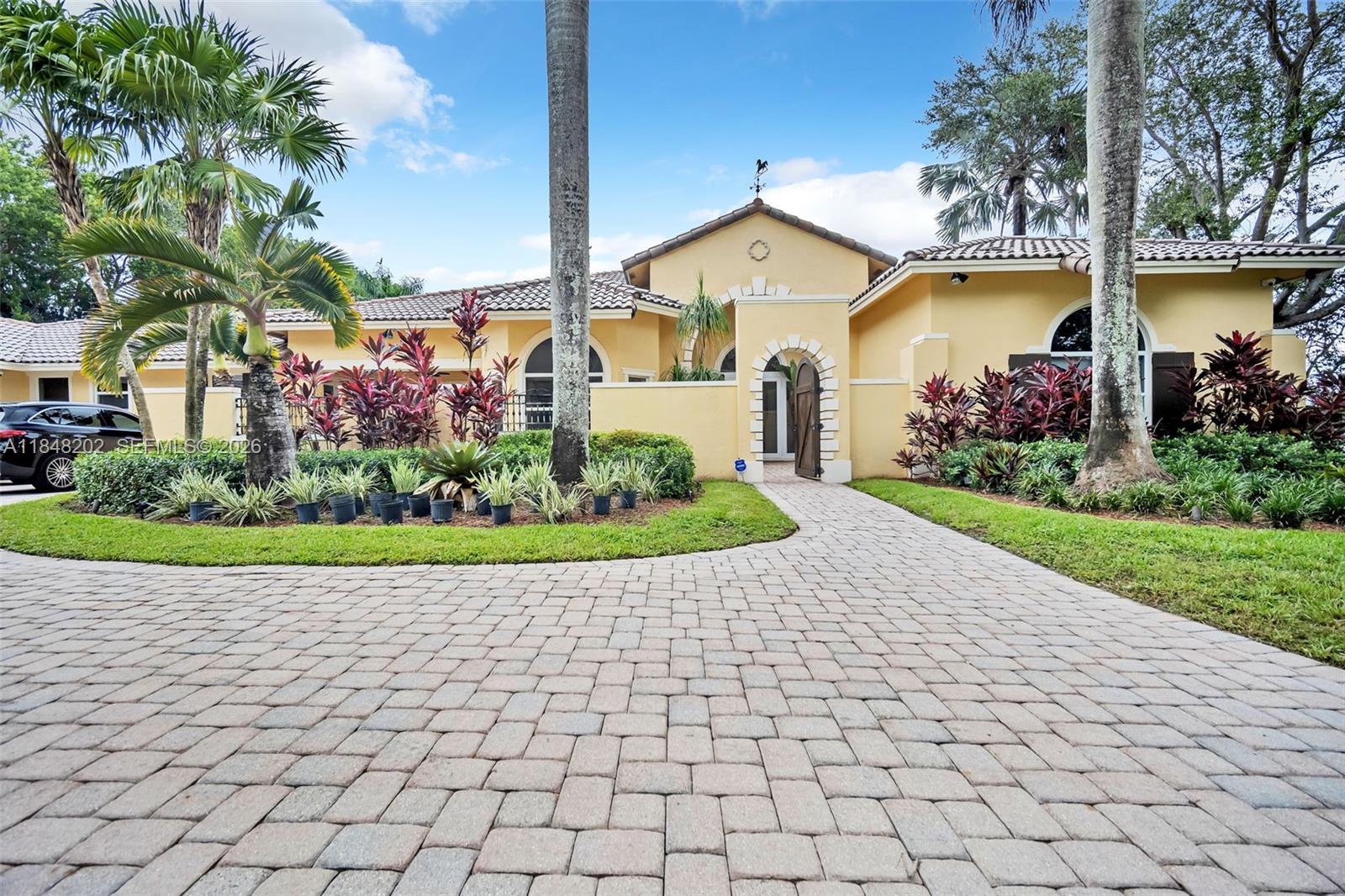 14211 Sunset Ln, Southwest Ranches FL 33330