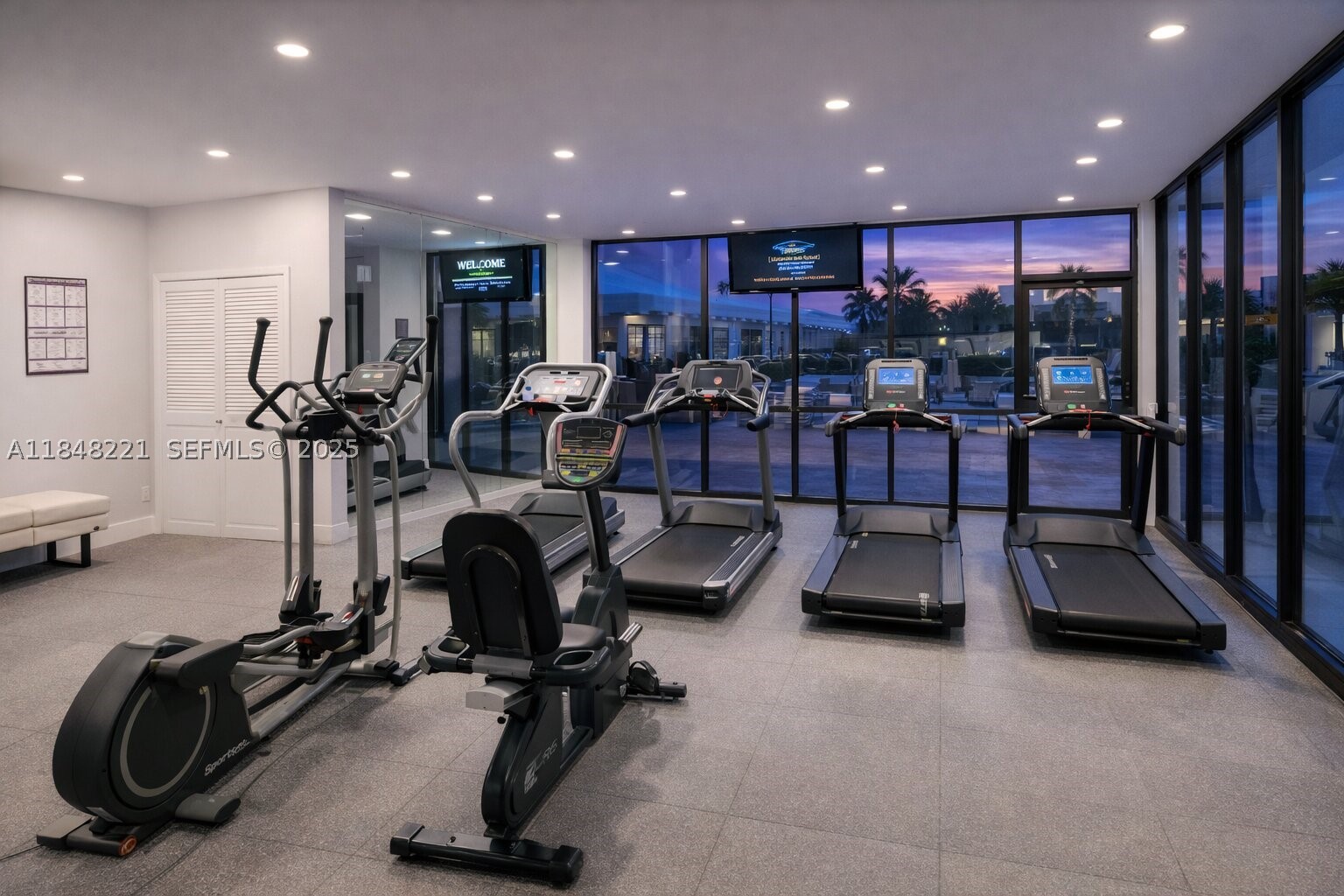 3701 N Country Club Dr #204, Aventura FL 33180