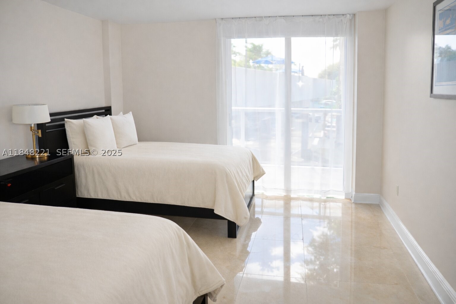 3701 N Country Club Dr #204, Aventura FL 33180