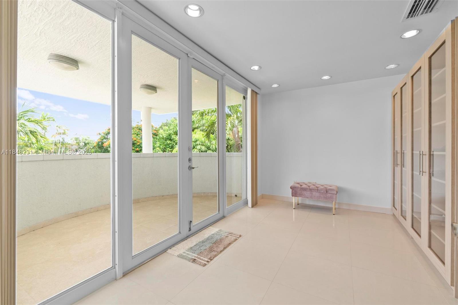 5045 SW 67th Ave, South Miami FL 33155