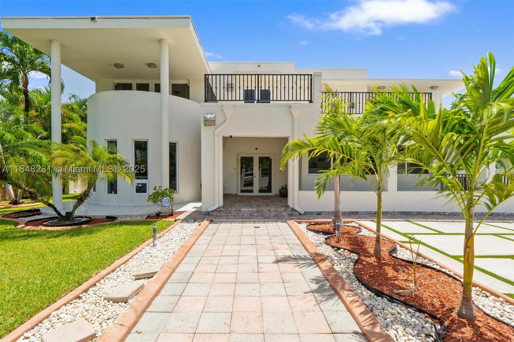 5045 SW 67th Ave, South Miami FL 33155