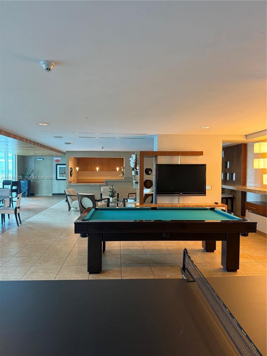60 SW 13th St #3408, Miami FL 33130