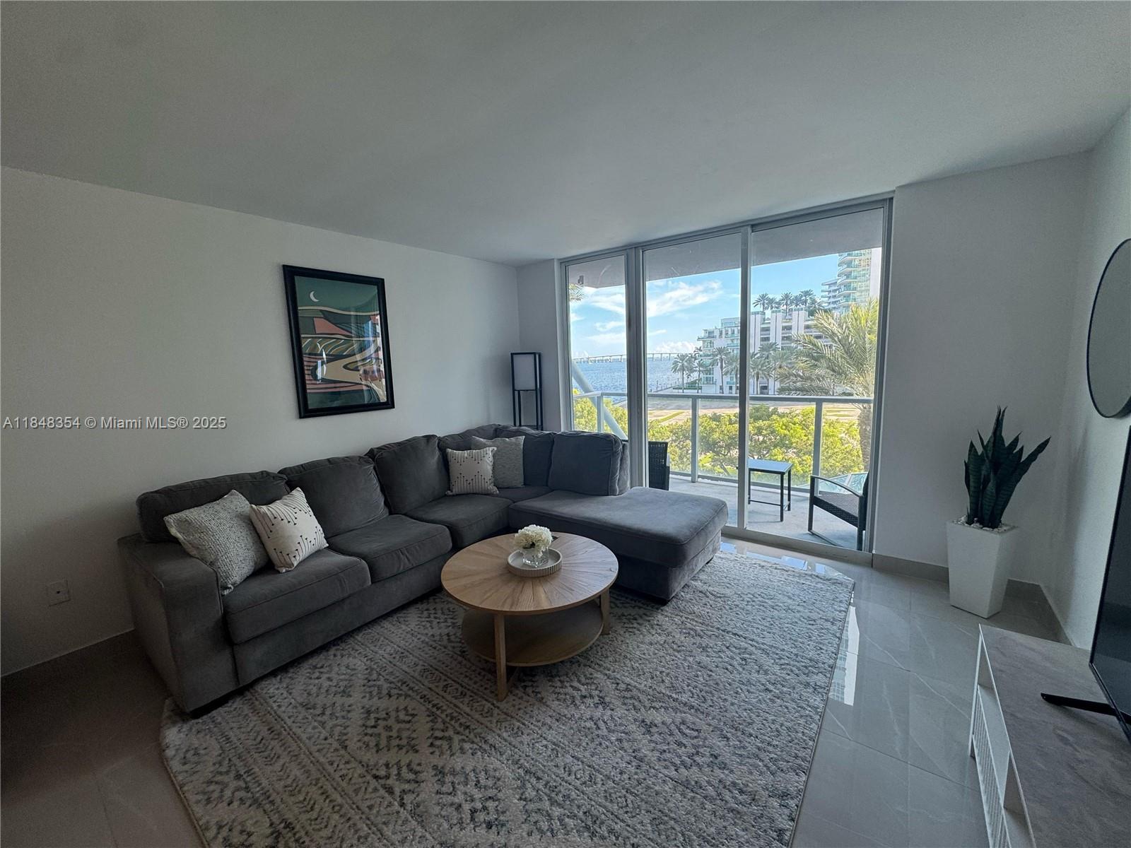 1155 Brickell Bay Dr #307, Miami FL 33131