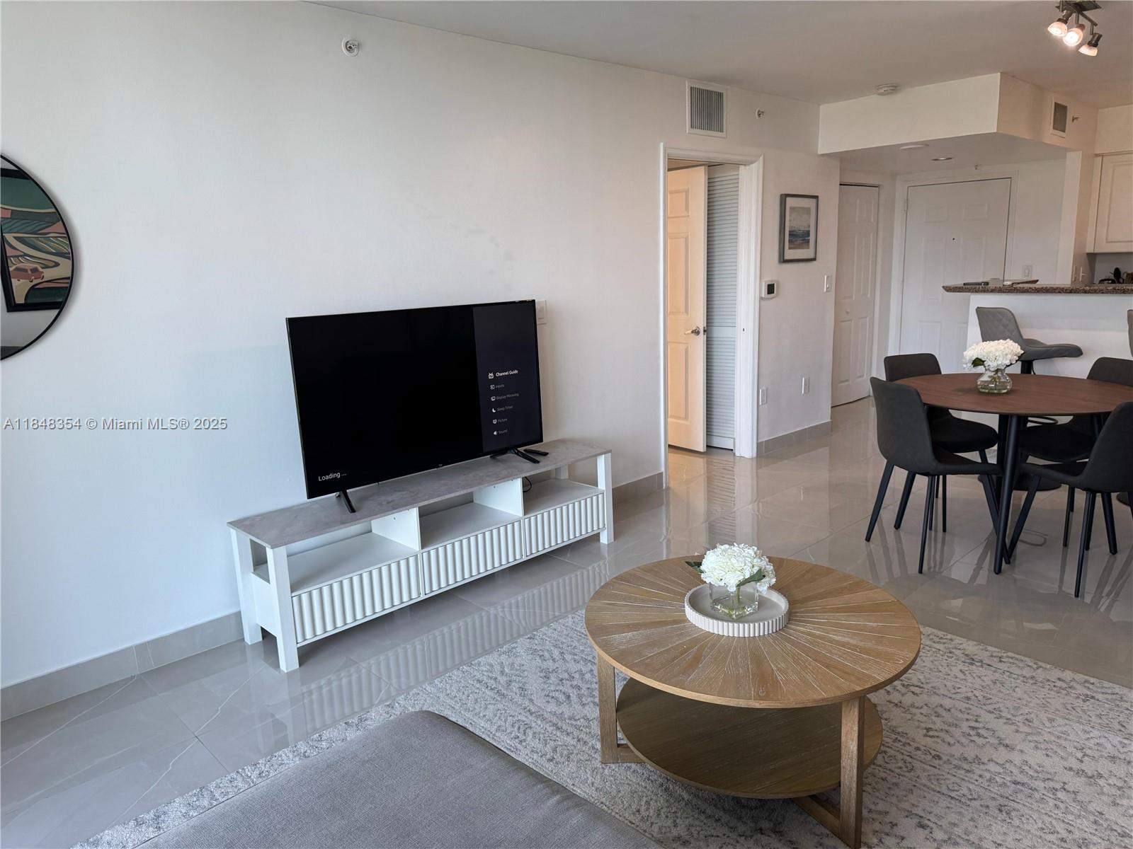 1155 Brickell Bay Dr #307, Miami FL 33131