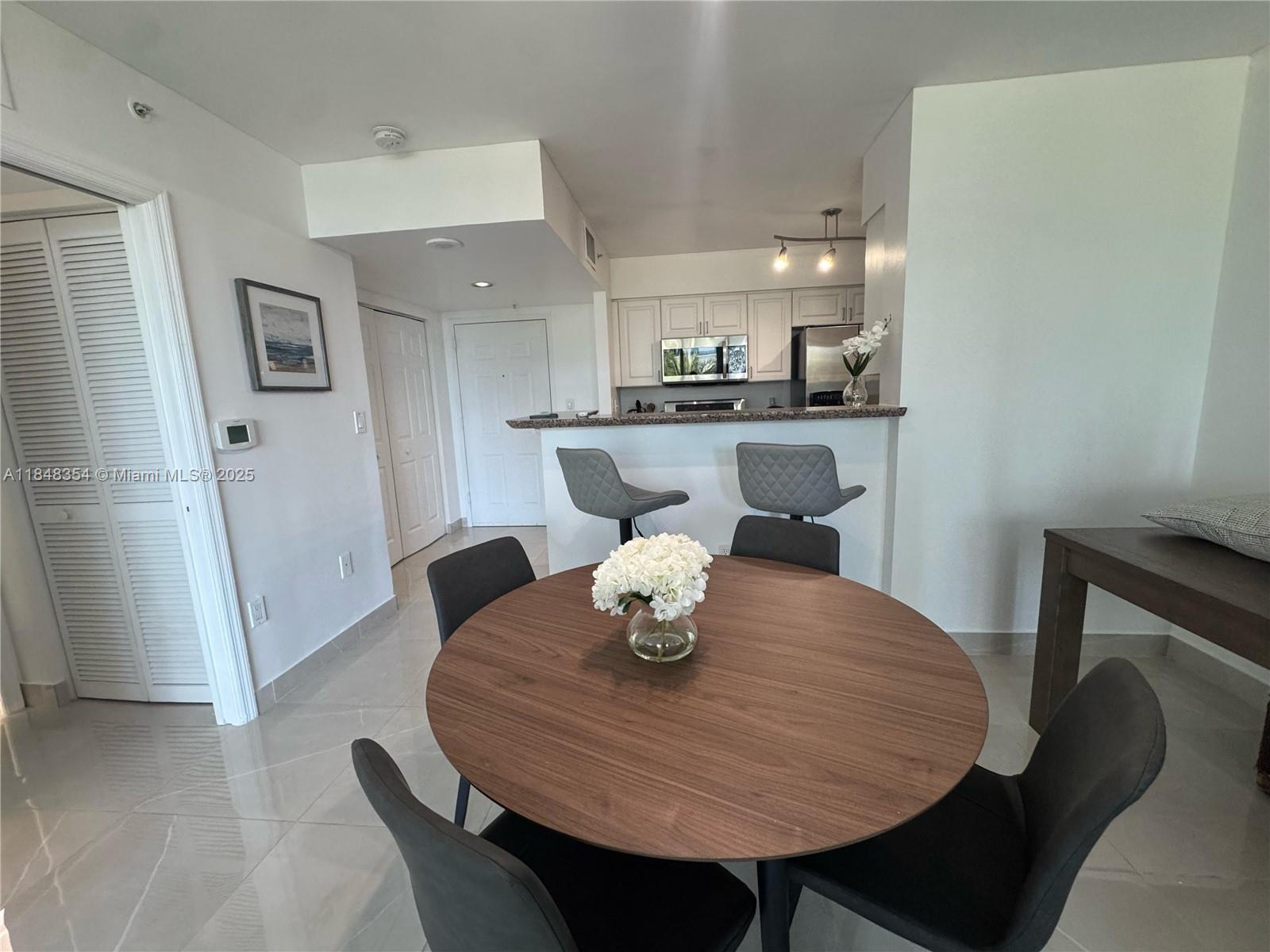 1155 Brickell Bay Dr #307, Miami FL 33131
