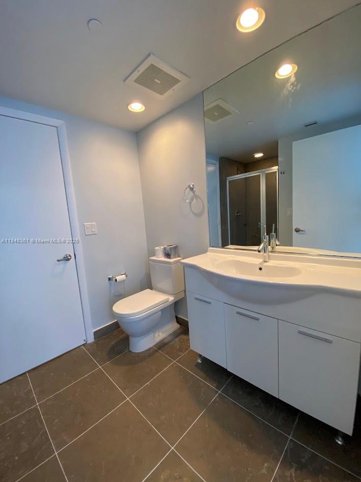 475 Brickell Ave #4409, Miami FL 33131