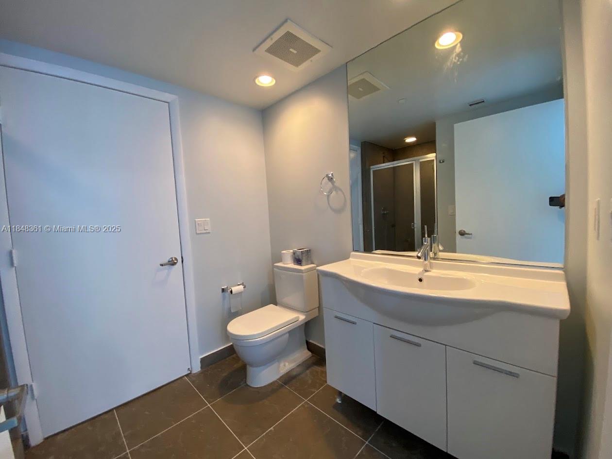 475 Brickell Ave #4409, Miami FL 33131