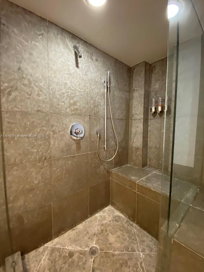 475 Brickell Ave #4409, Miami FL 33131