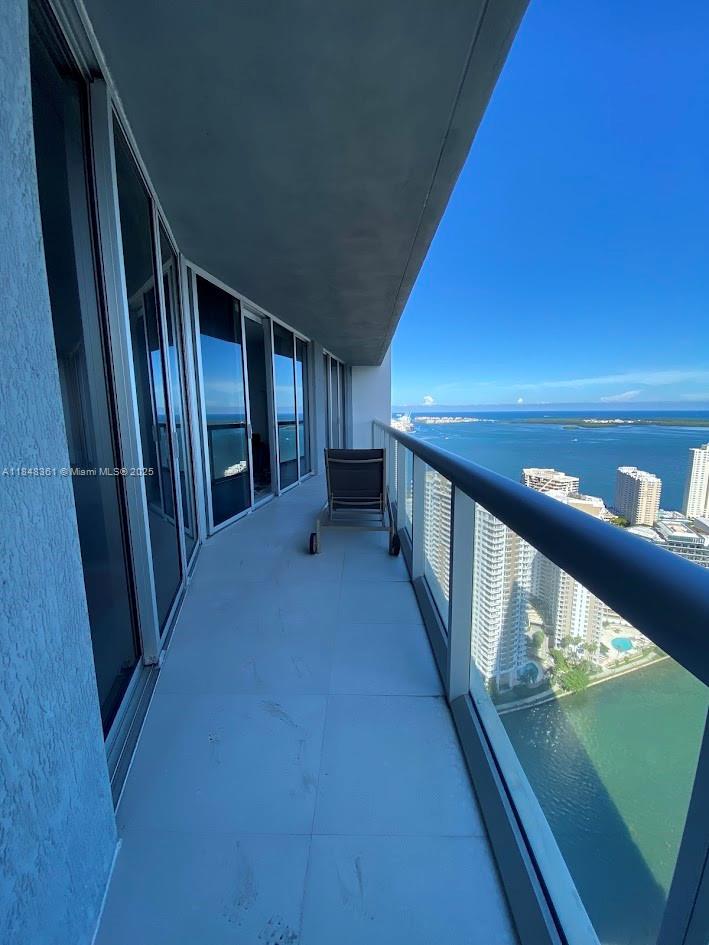 475 Brickell Ave #4409, Miami FL 33131