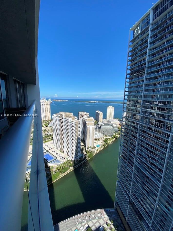 475 Brickell Ave #4409, Miami FL 33131