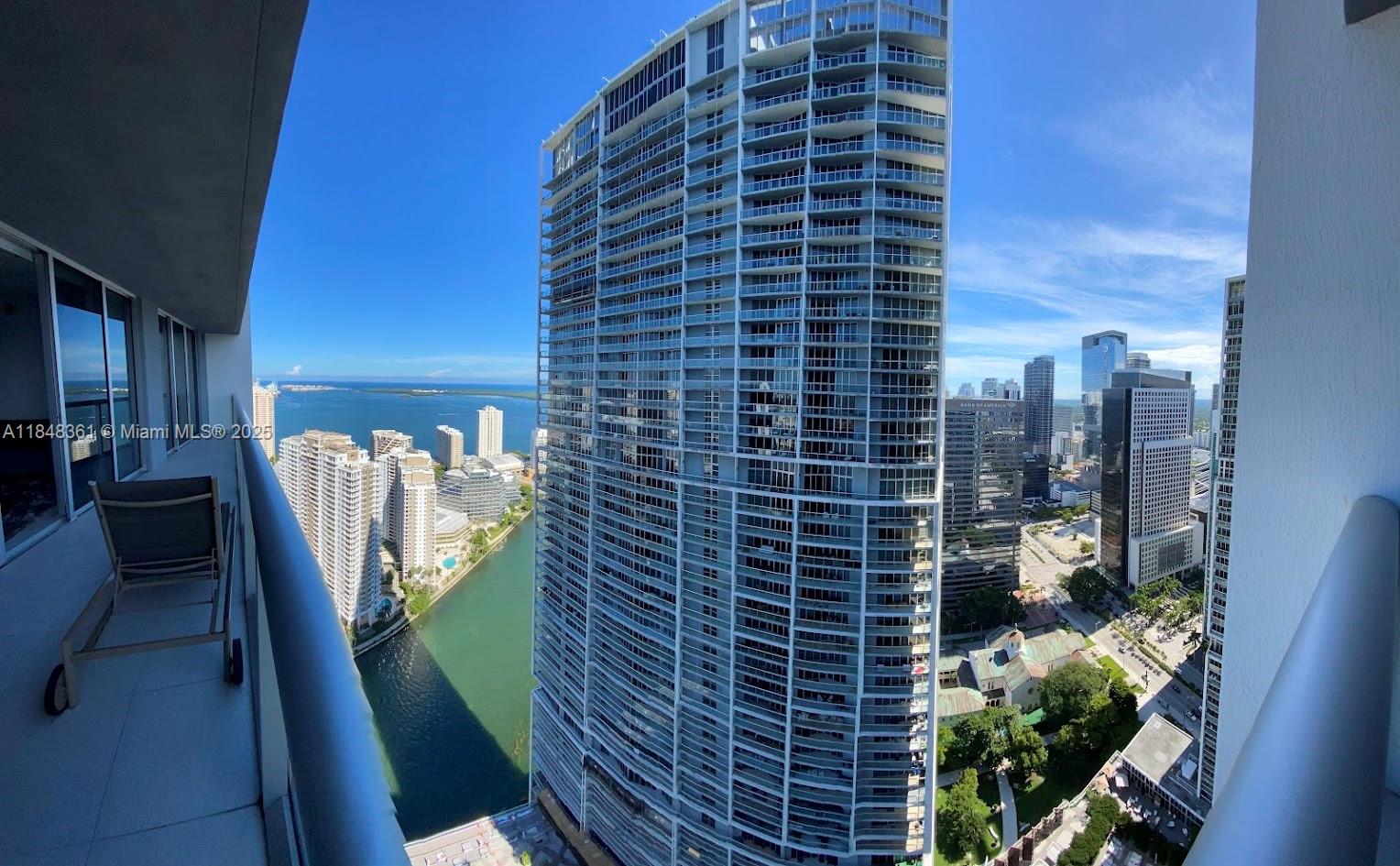 475 Brickell Ave #4409, Miami FL 33131