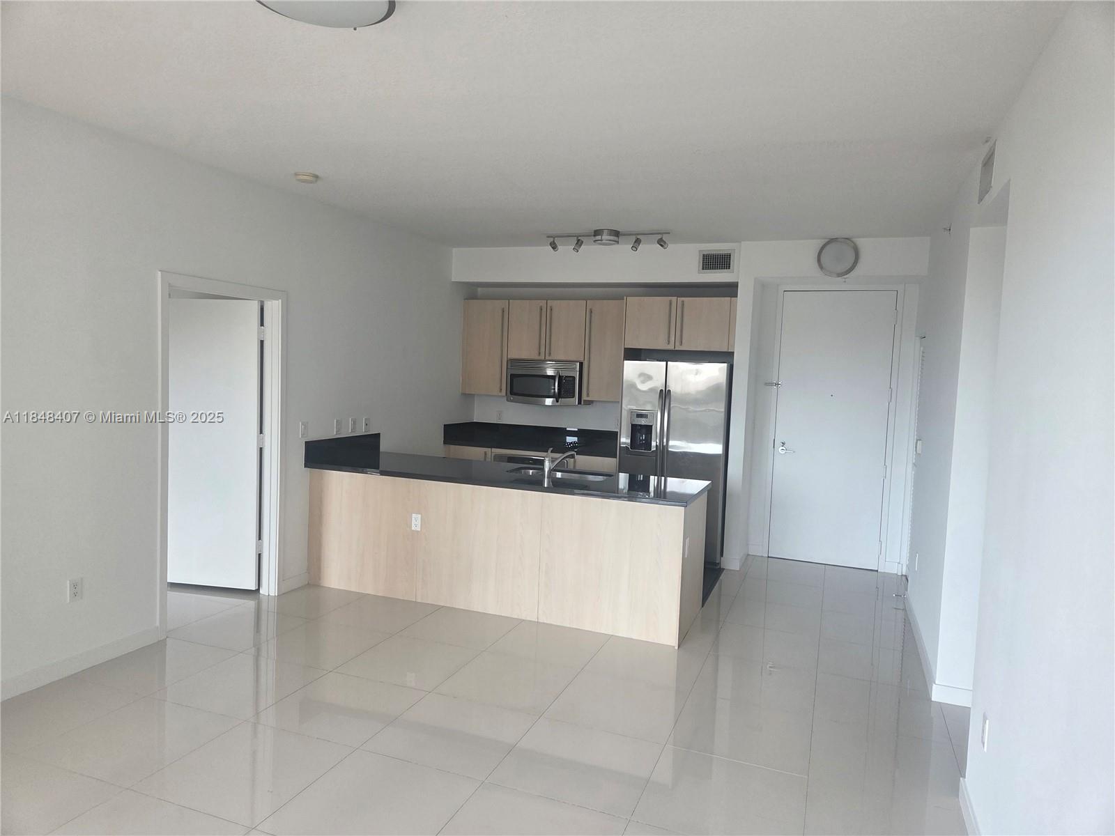 79 SW 12th St #1004-S, Miami FL 33130