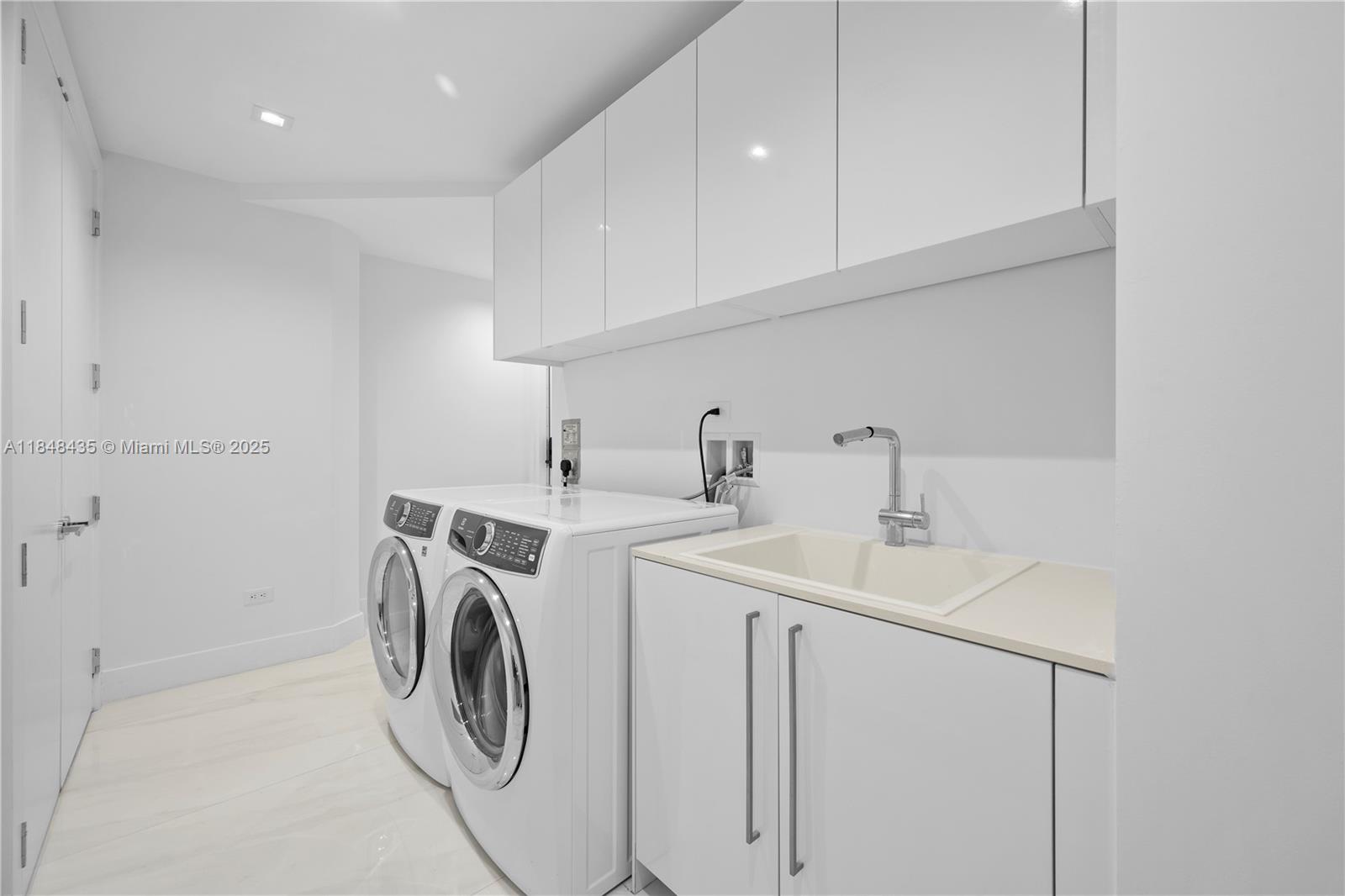 18501 Collins Ave #2603, Sunny Isles Beach FL 33160
