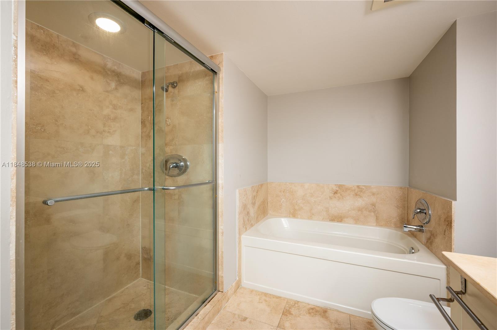 3232 SW 22nd Ter #1405, Miami FL 33145