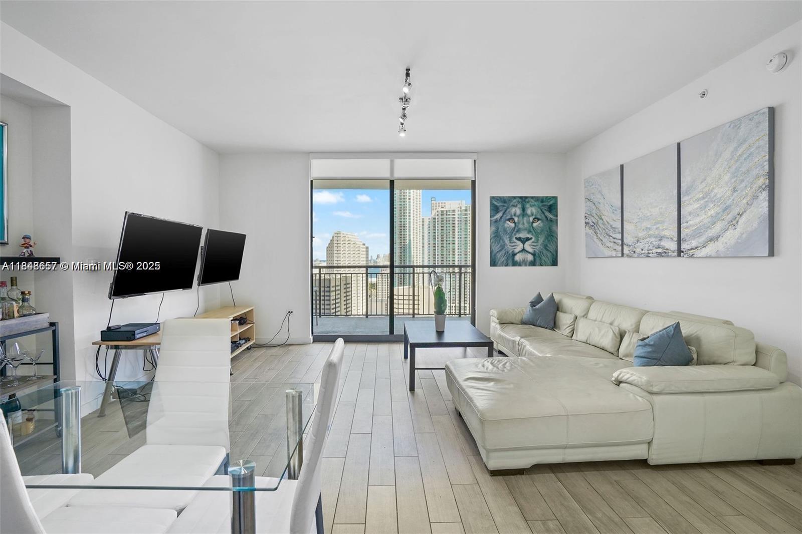 999 SW 1st Ave #2717, Miami FL 33130