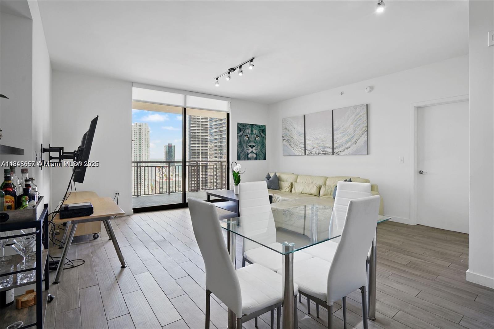 999 SW 1st Ave #2717, Miami FL 33130