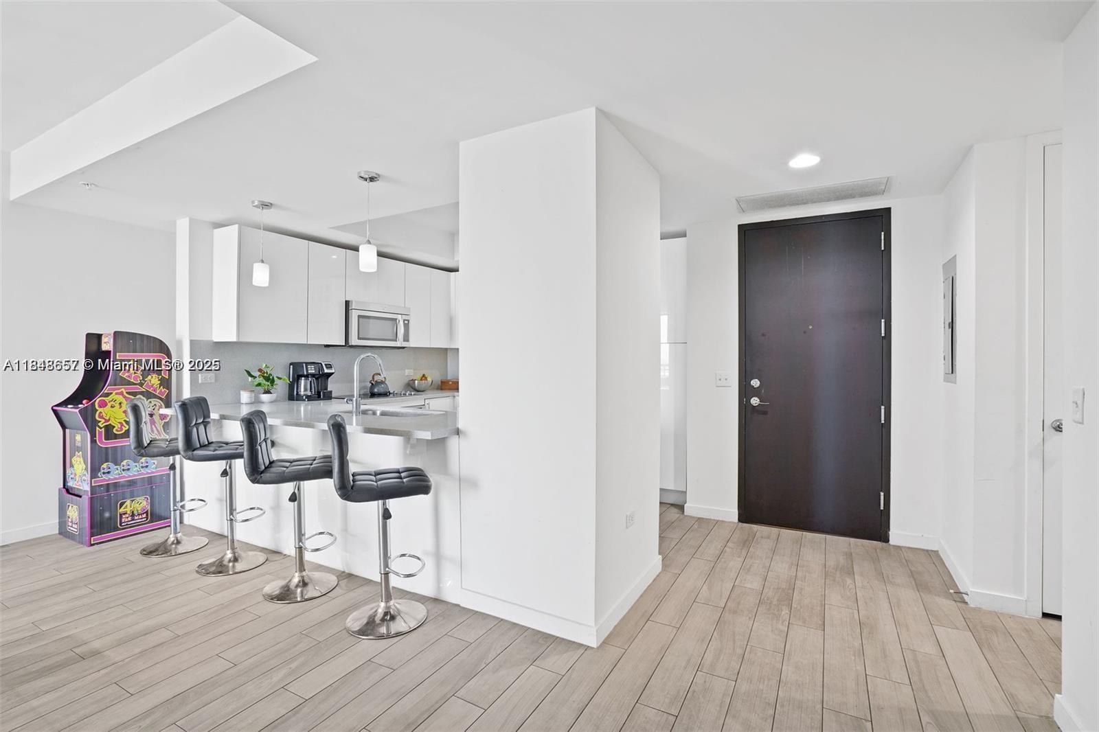 999 SW 1st Ave #2717, Miami FL 33130