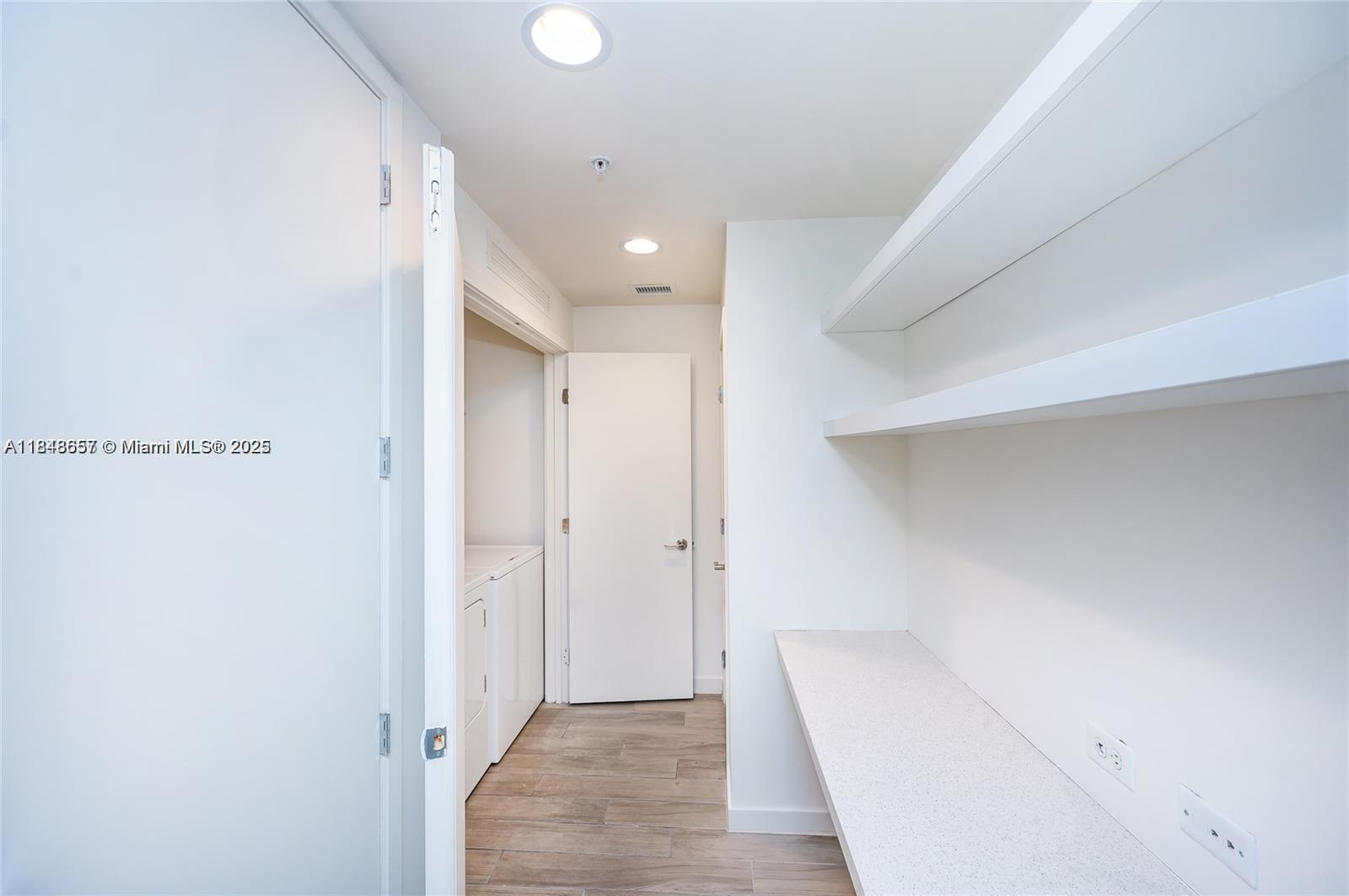 999 SW 1st Ave #2717, Miami FL 33130