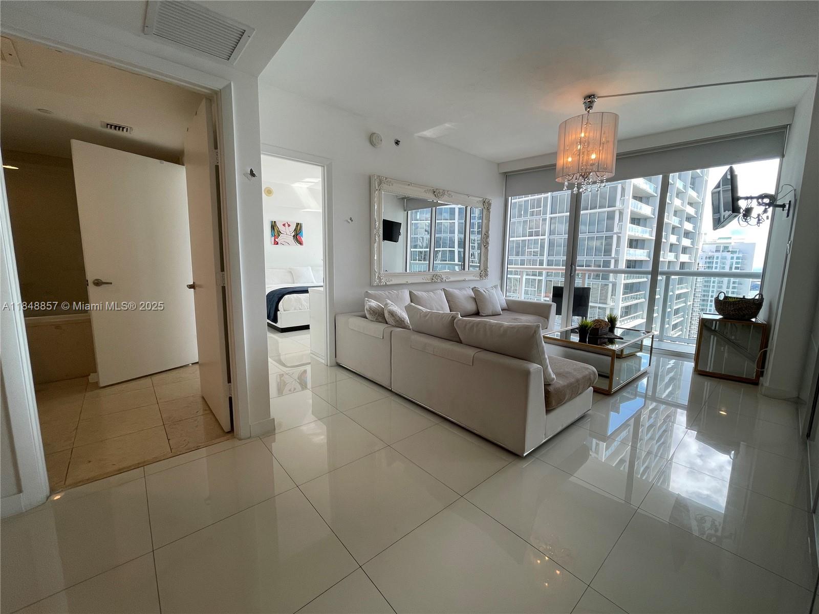 485 Brickell Ave #3711, Miami FL 33131