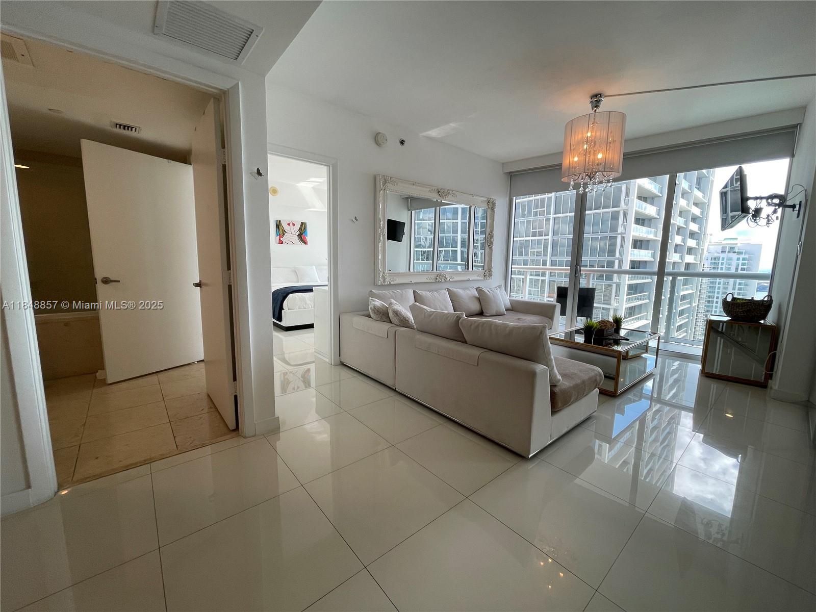485 Brickell Ave #3711, Miami FL 33131