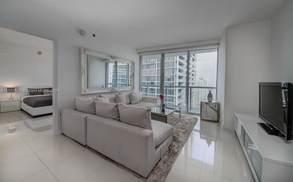 485 Brickell Ave #3711, Miami FL 33131