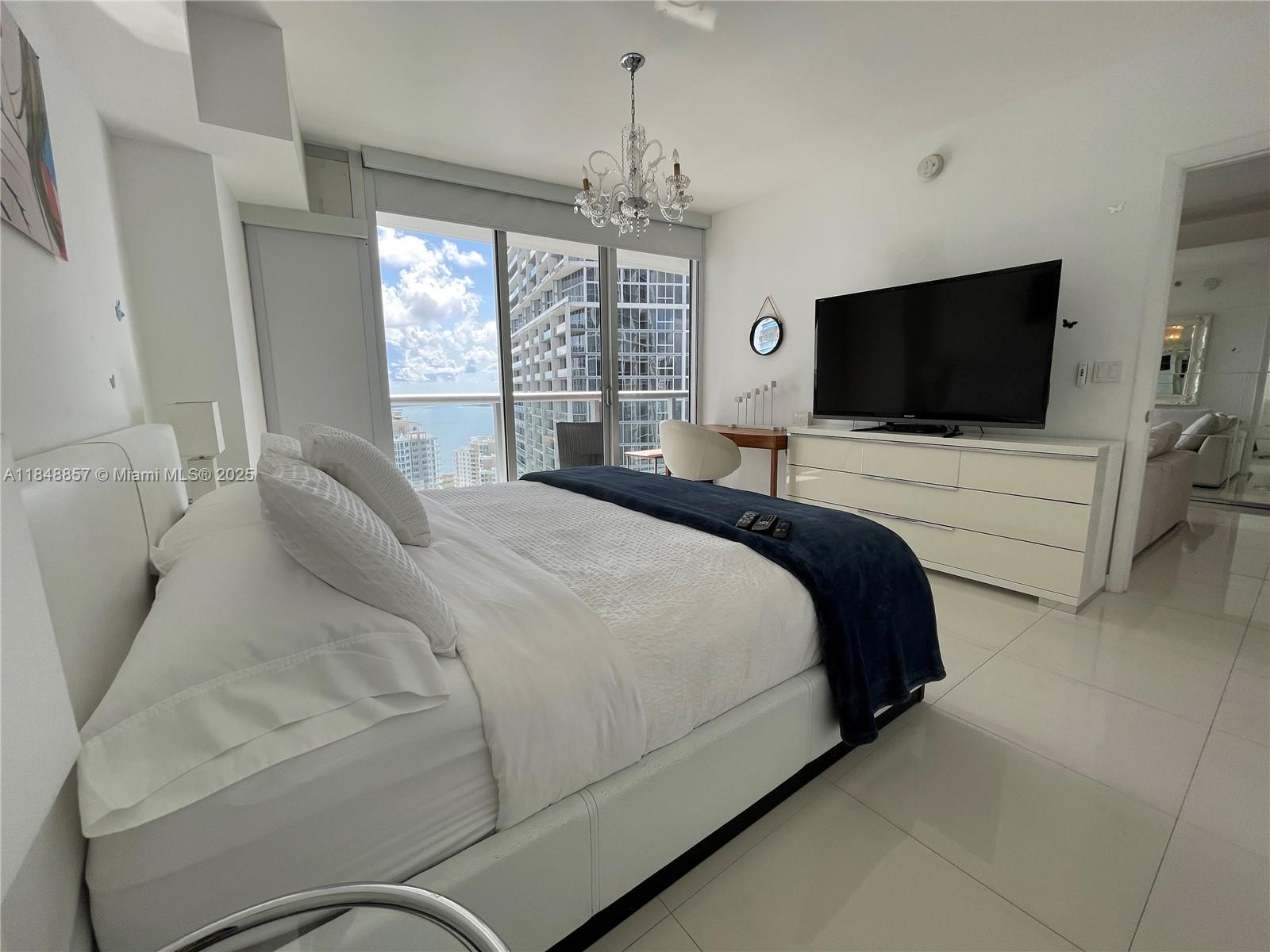 485 Brickell Ave #3711, Miami FL 33131