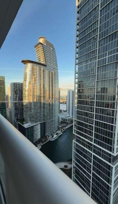 485 Brickell Ave #3711, Miami FL 33131