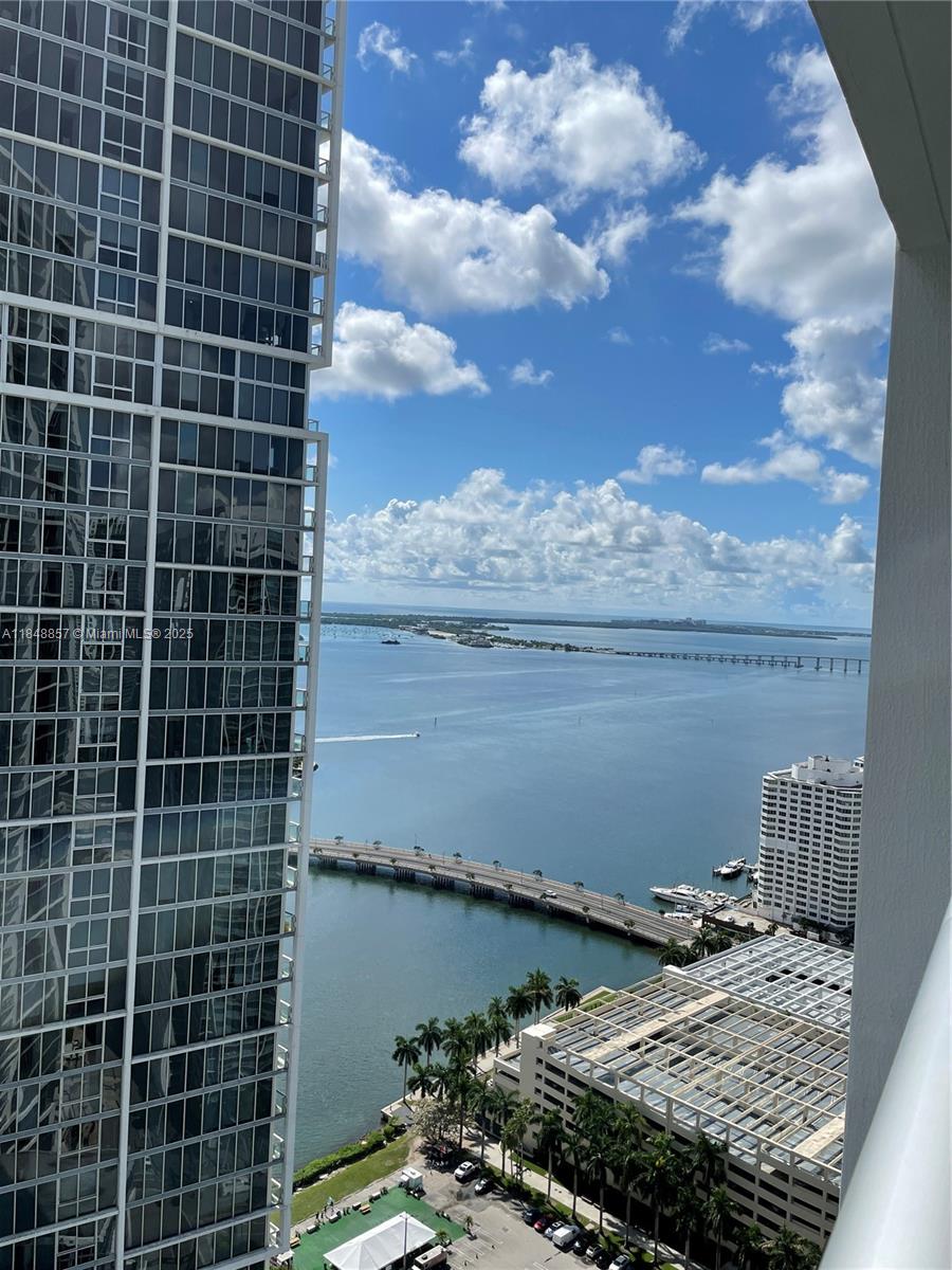 485 Brickell Ave #3711, Miami FL 33131