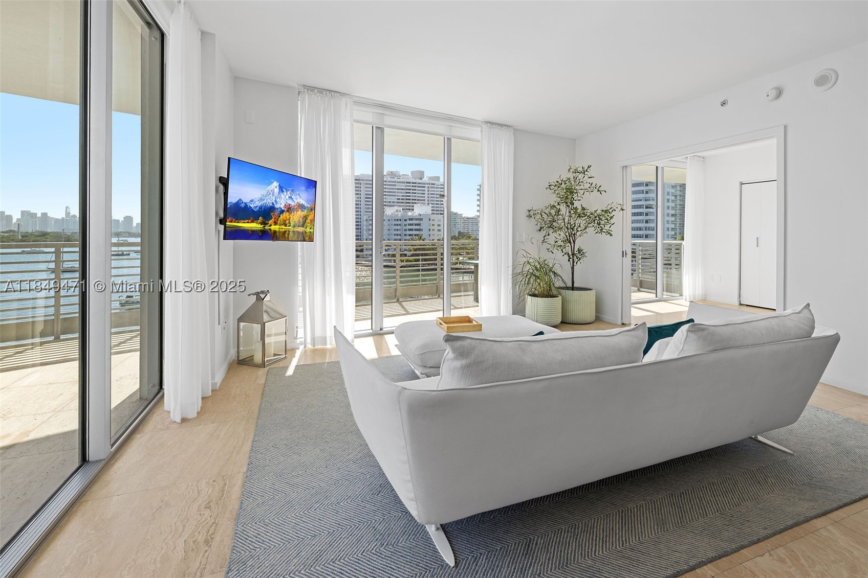 1445 16th St #602, Miami Beach FL 33139
