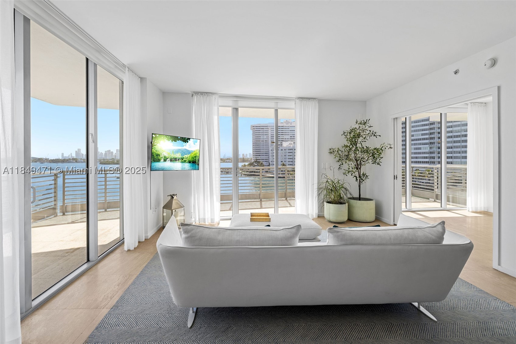 1445 16th St #602, Miami Beach FL 33139